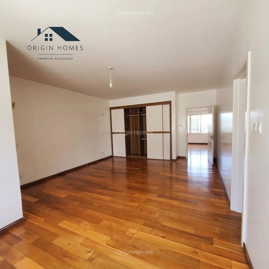 4 Bed Apartment with En Suite at Lavington - 14