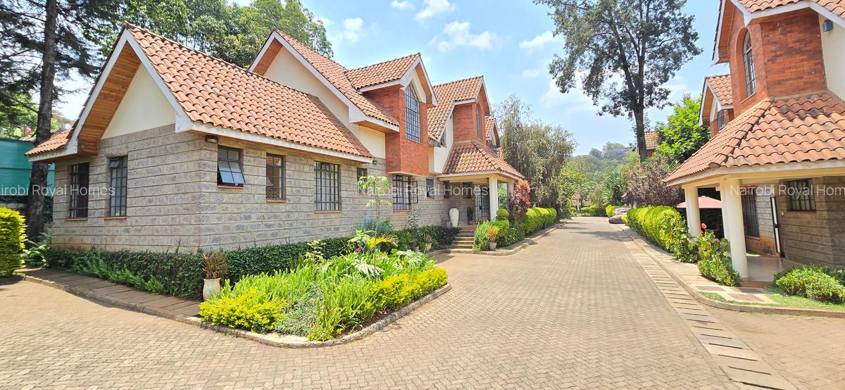 5 Bed Townhouse with En Suite at Chalbi Drive - 2