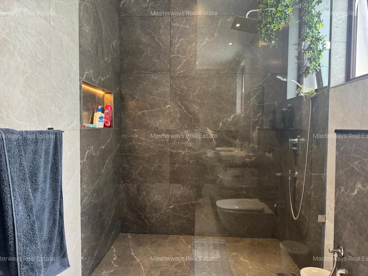 4 Bed Townhouse with En Suite in Westlands Area - 12