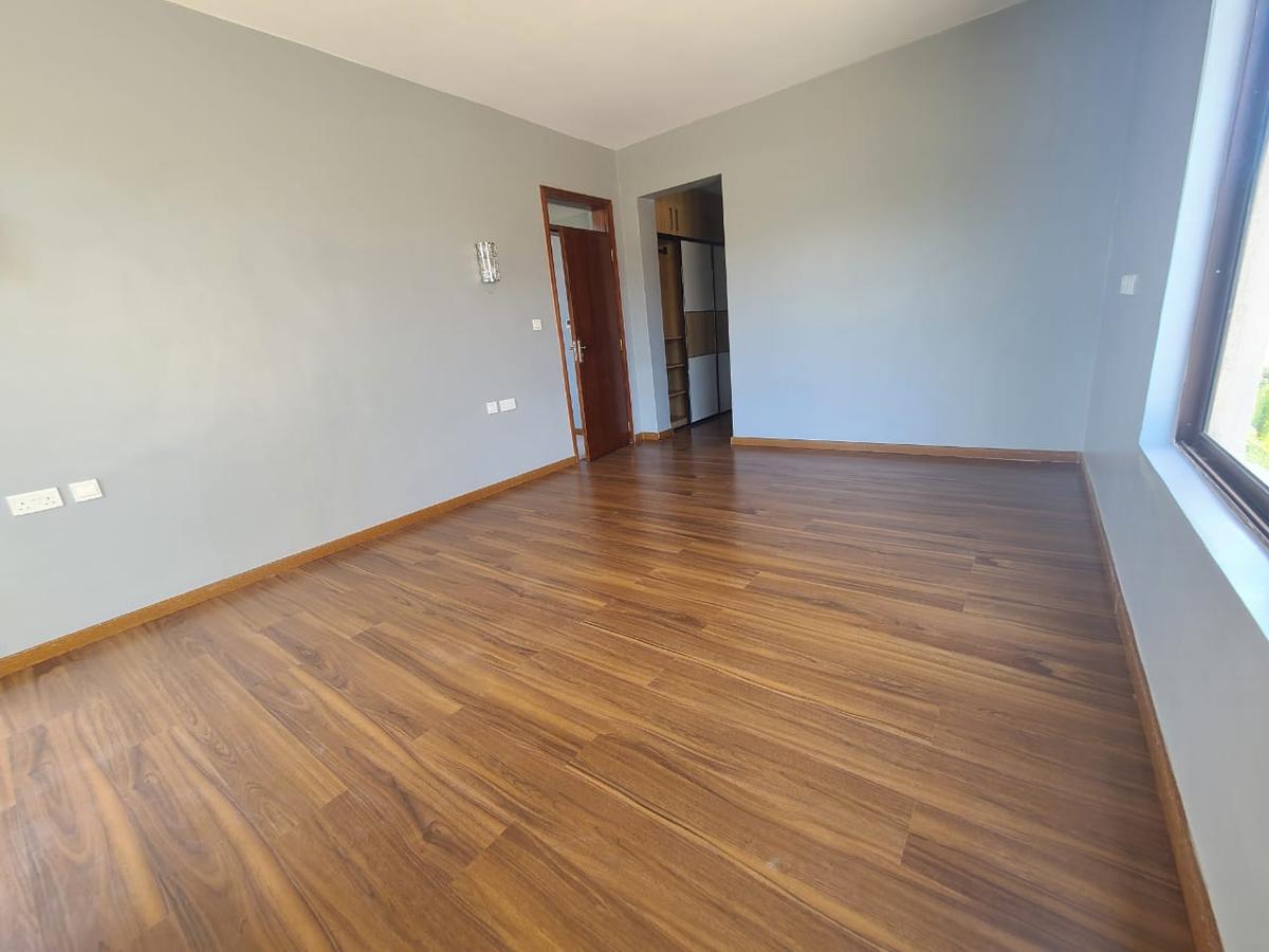 4 Bed Villa with En Suite in Runda - 17