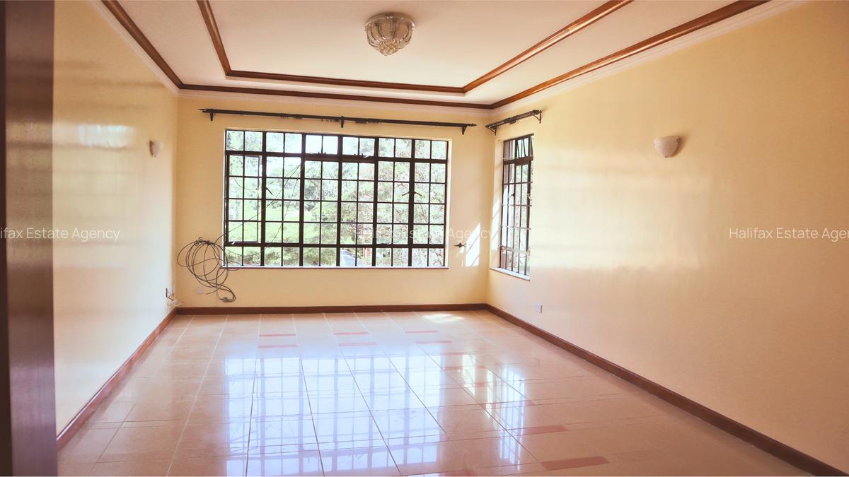 4 Bed Apartment with Borehole in General Mathenge - 3