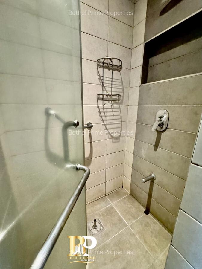 5 Bed House with En Suite in Gigiri - 16