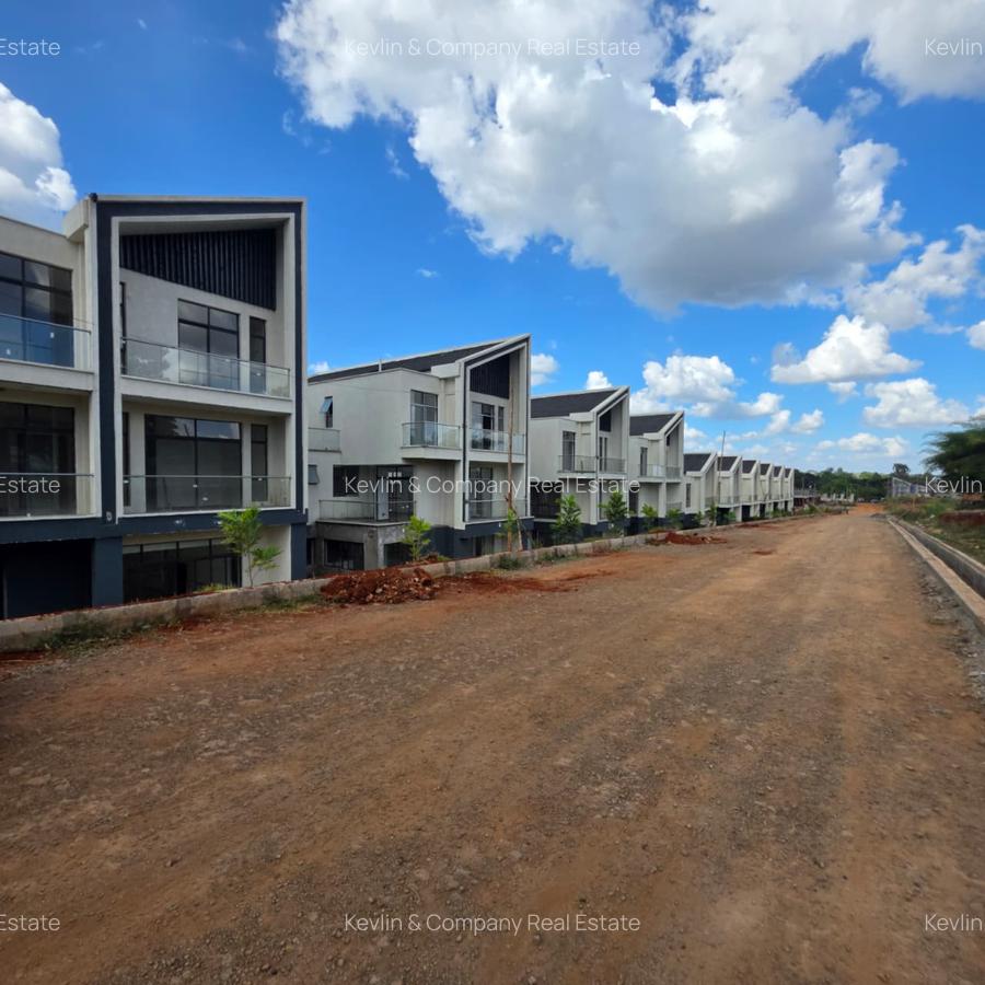 4 Bed Townhouse with En Suite in Kiambu Road - 15