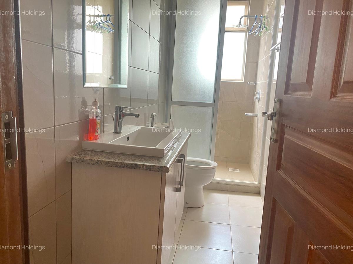 4 Bed Apartment with En Suite at Parklands - 7