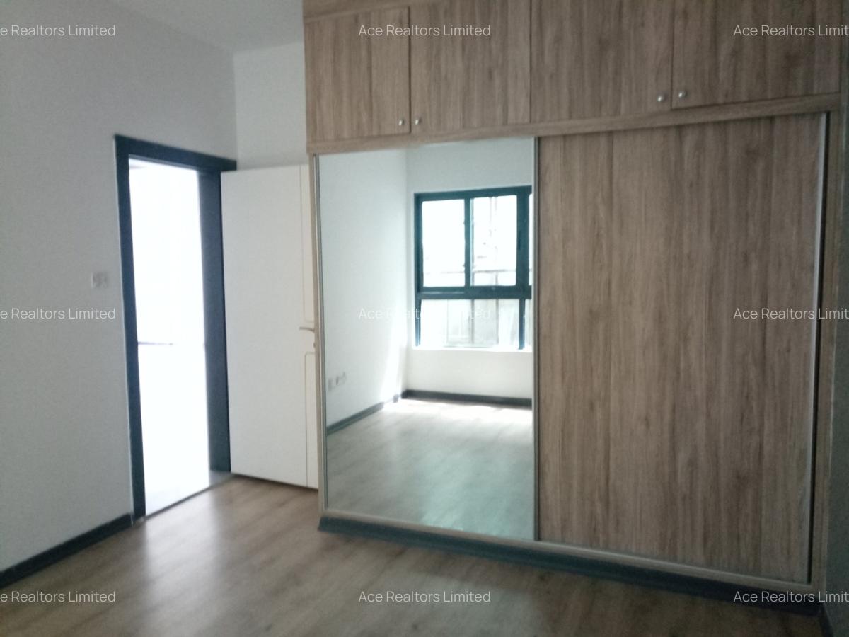 2 Bed Apartment with En Suite at Lavington - 5