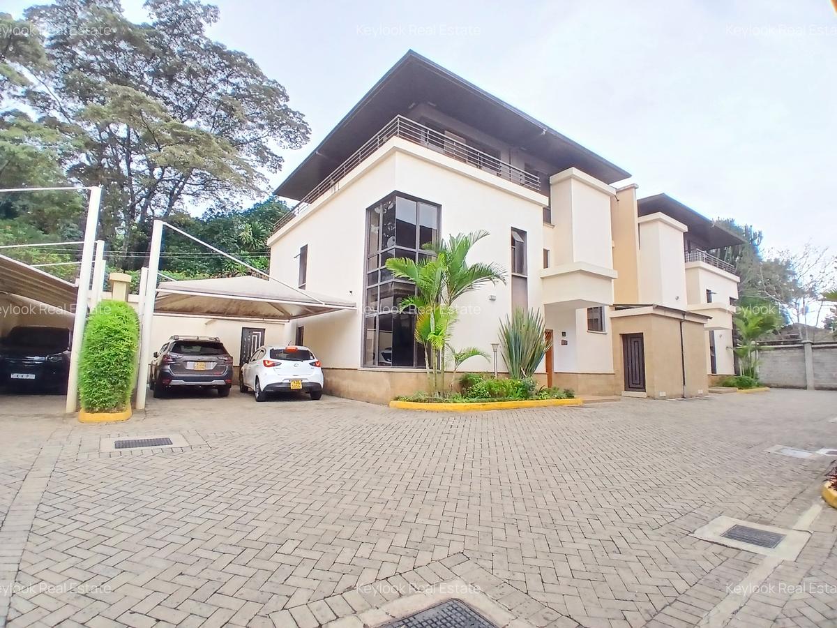 4 Bed Townhouse with En Suite at Lavington - 3