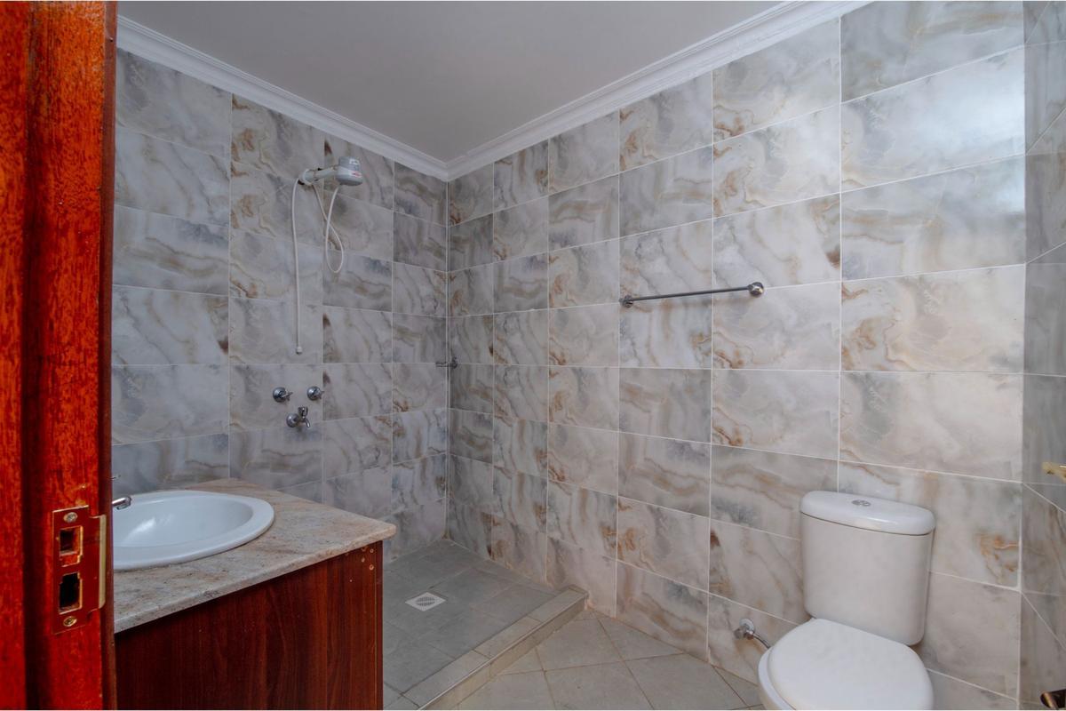 4 Bed Townhouse with En Suite in Kiambu Road - 11