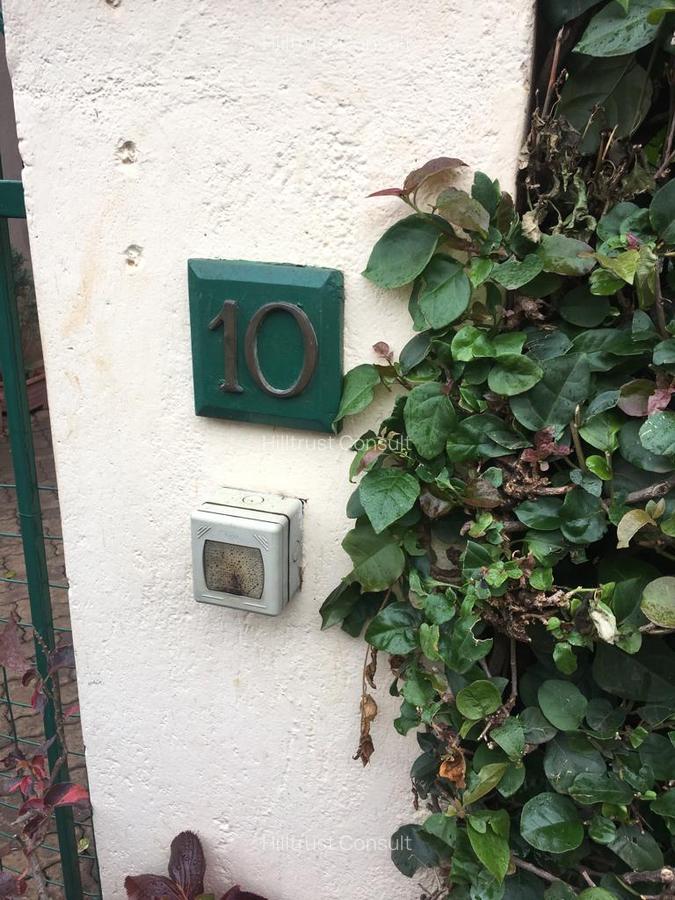 4 Bed Townhouse with En Suite at Brookside Garden - 2