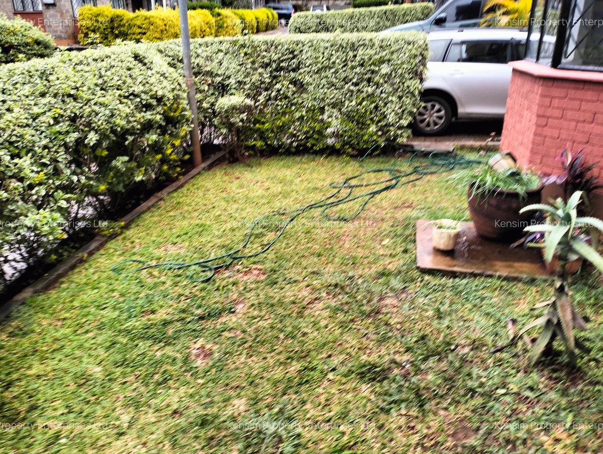 4 Bed Townhouse with En Suite in Lavington - 15