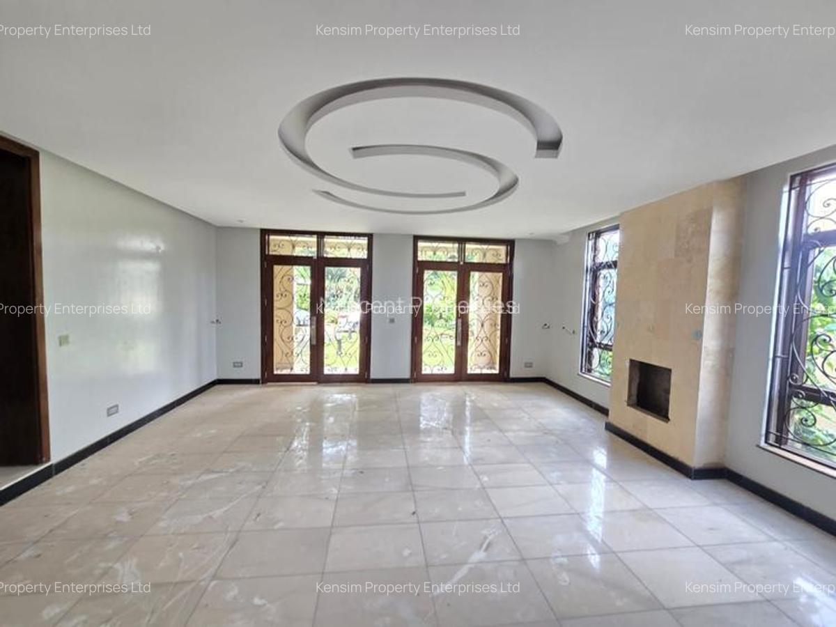 5 Bed Townhouse with En Suite in Kilimani - 17
