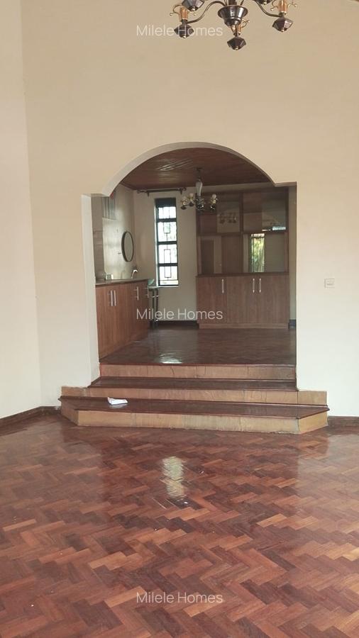 5 Bed Villa with En Suite at Mimmosa - 5