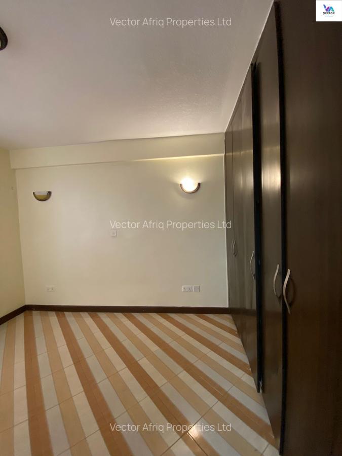 3 Bed Apartment with En Suite in Syokimau - 10