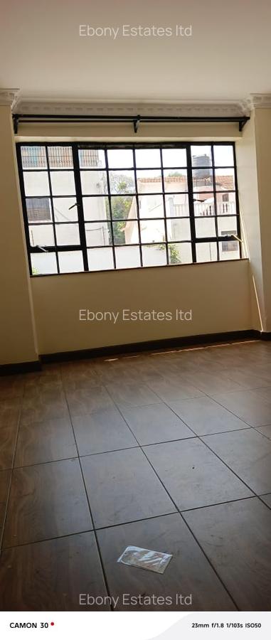 5 Bed Villa with En Suite in Lavington - 3