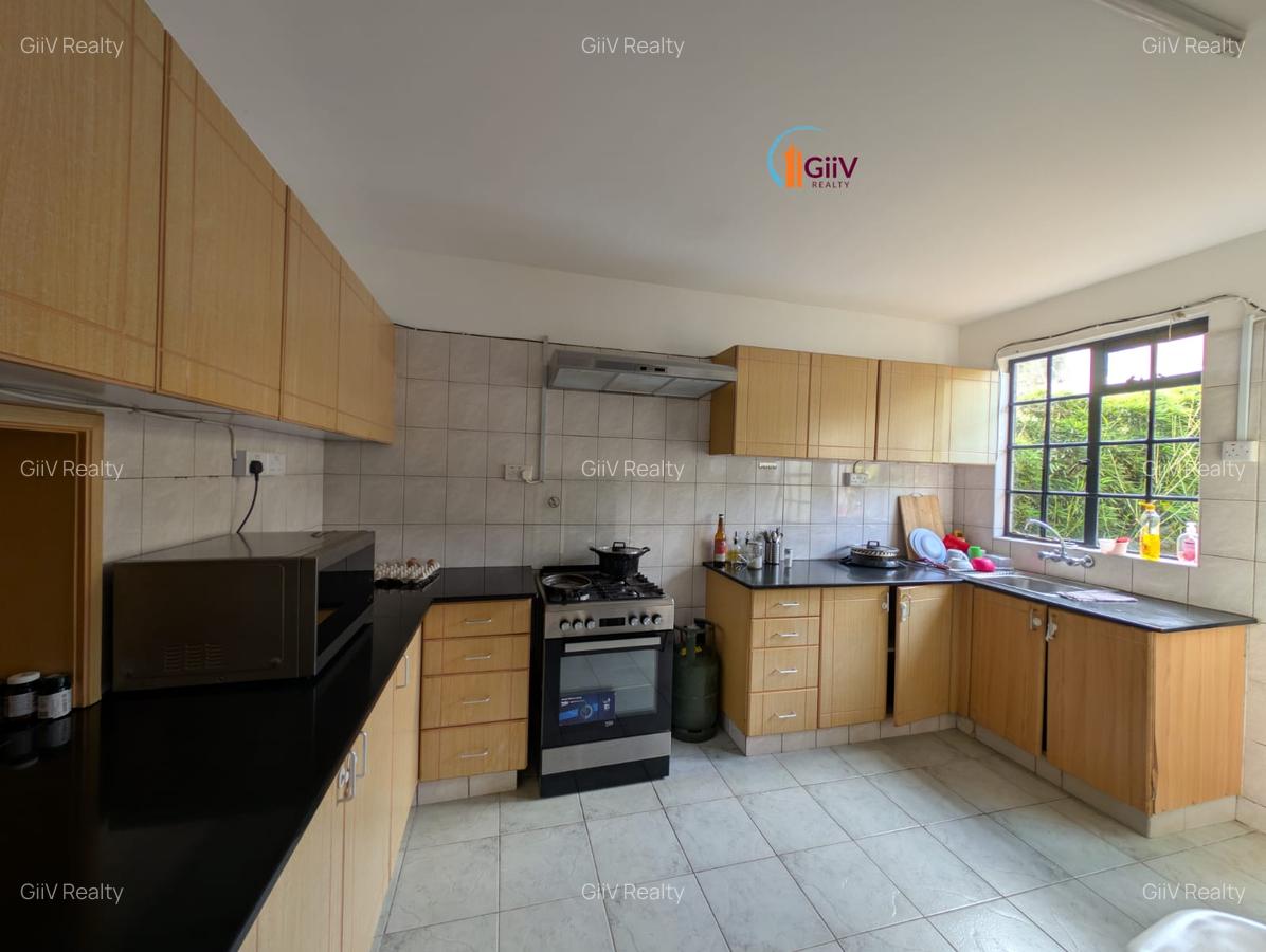 4 Bed Townhouse with En Suite in Loresho - 7