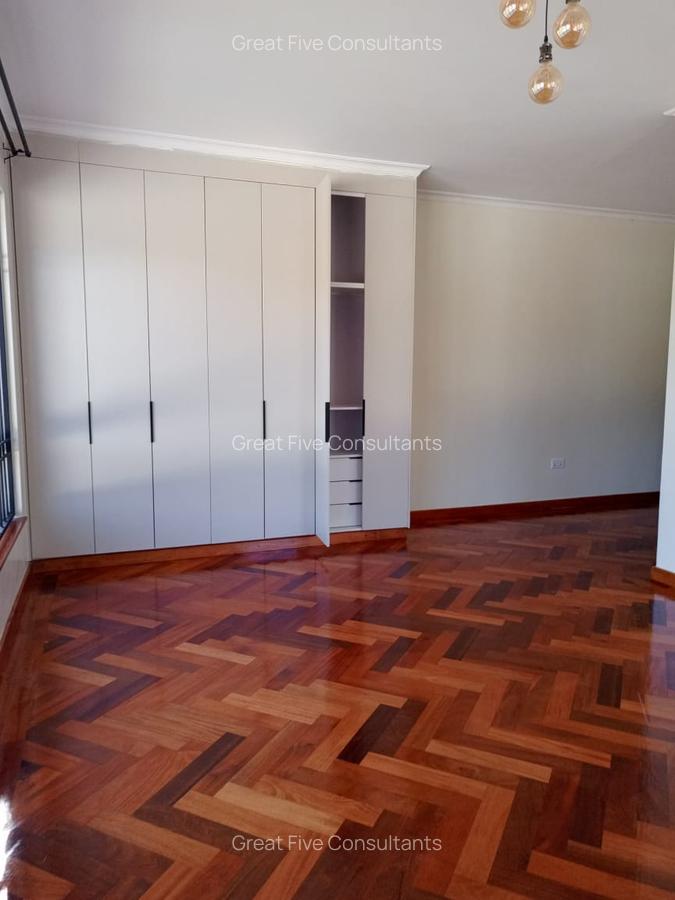 5 Bed House with En Suite in Kitisuru - 14