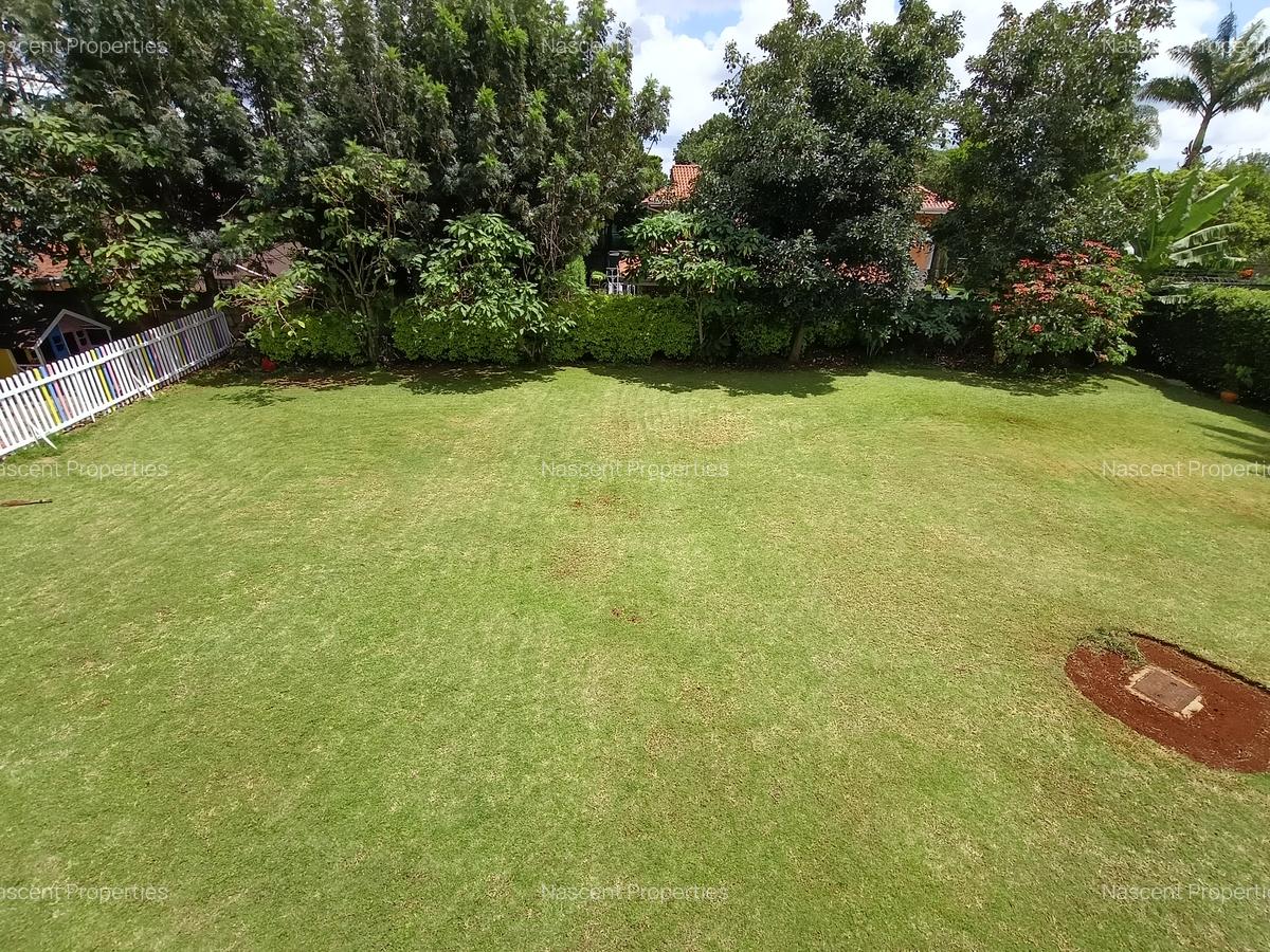 4 Bed House with En Suite in Runda - 14