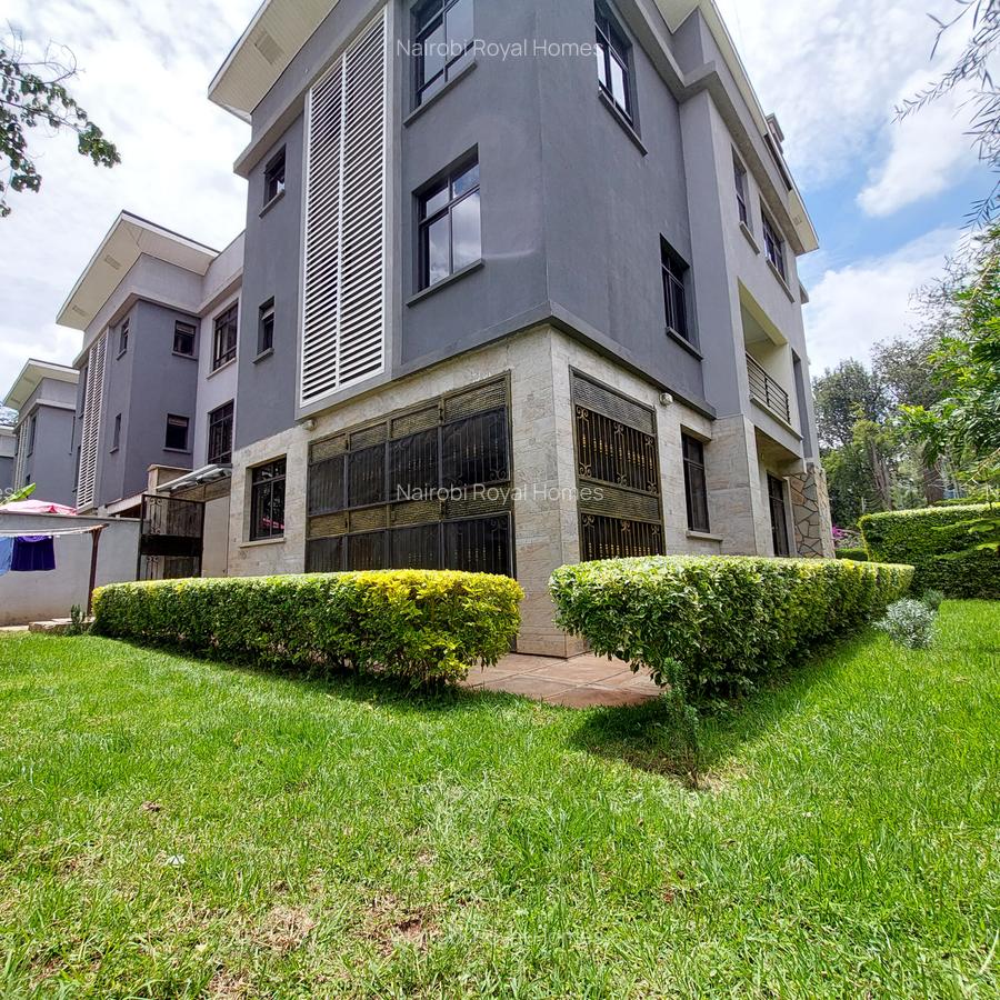 5 Bed Townhouse with En Suite at Lavington Convent Drive - 2
