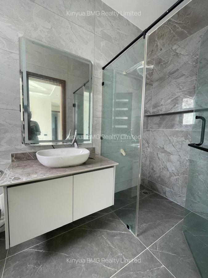 Serviced 2 Bed Apartment with En Suite in Nyali Area - 12