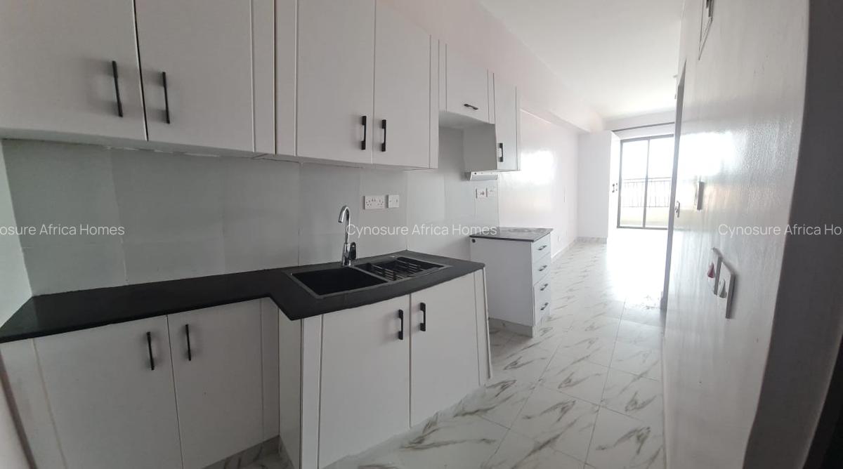 Studio Apartment with En Suite in Ngong Road - 5