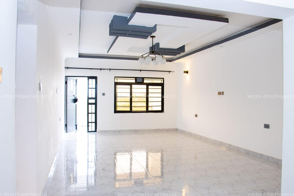 4 Bed House with En Suite at Yukos - 5