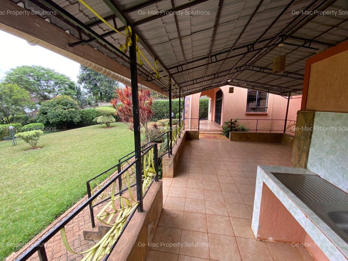 5 Bed House with En Suite in Runda - 20