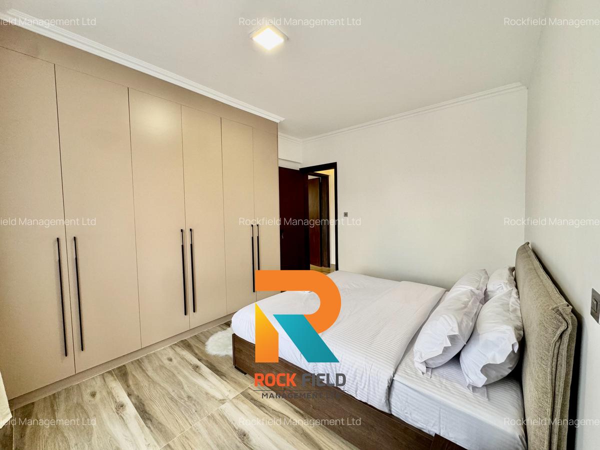 Furnished 2 Bed Apartment with En Suite in Brookside - 18