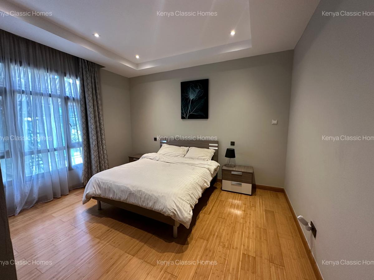 Furnished 3 Bed Apartment with En Suite at Riverside - 15