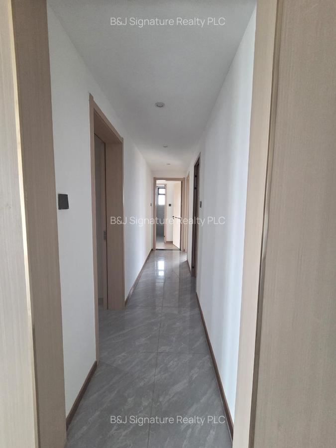 2 Bed Apartment with En Suite in Riverside - 12