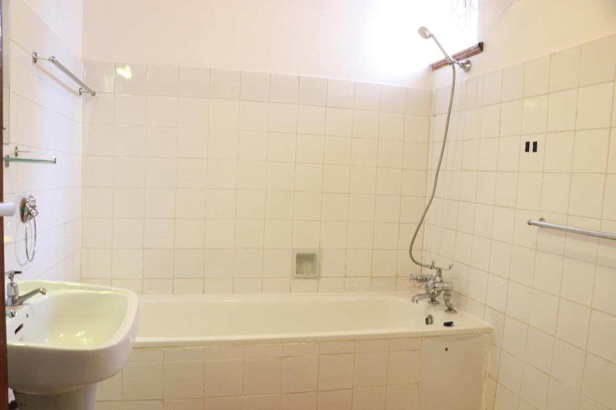 2 Bed House with En Suite in Gigiri - 10