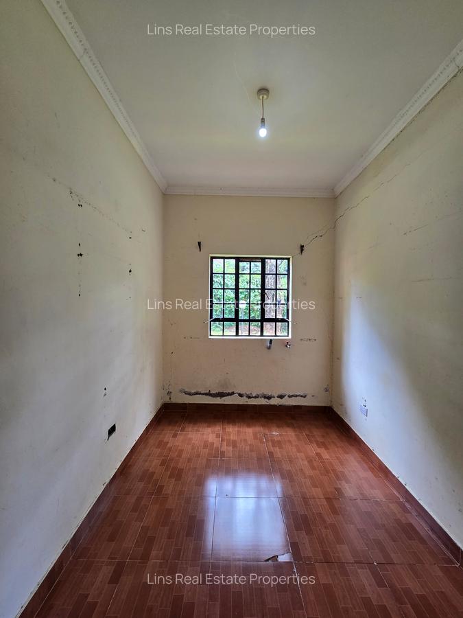 4 Bed House with En Suite in Loresho - 10