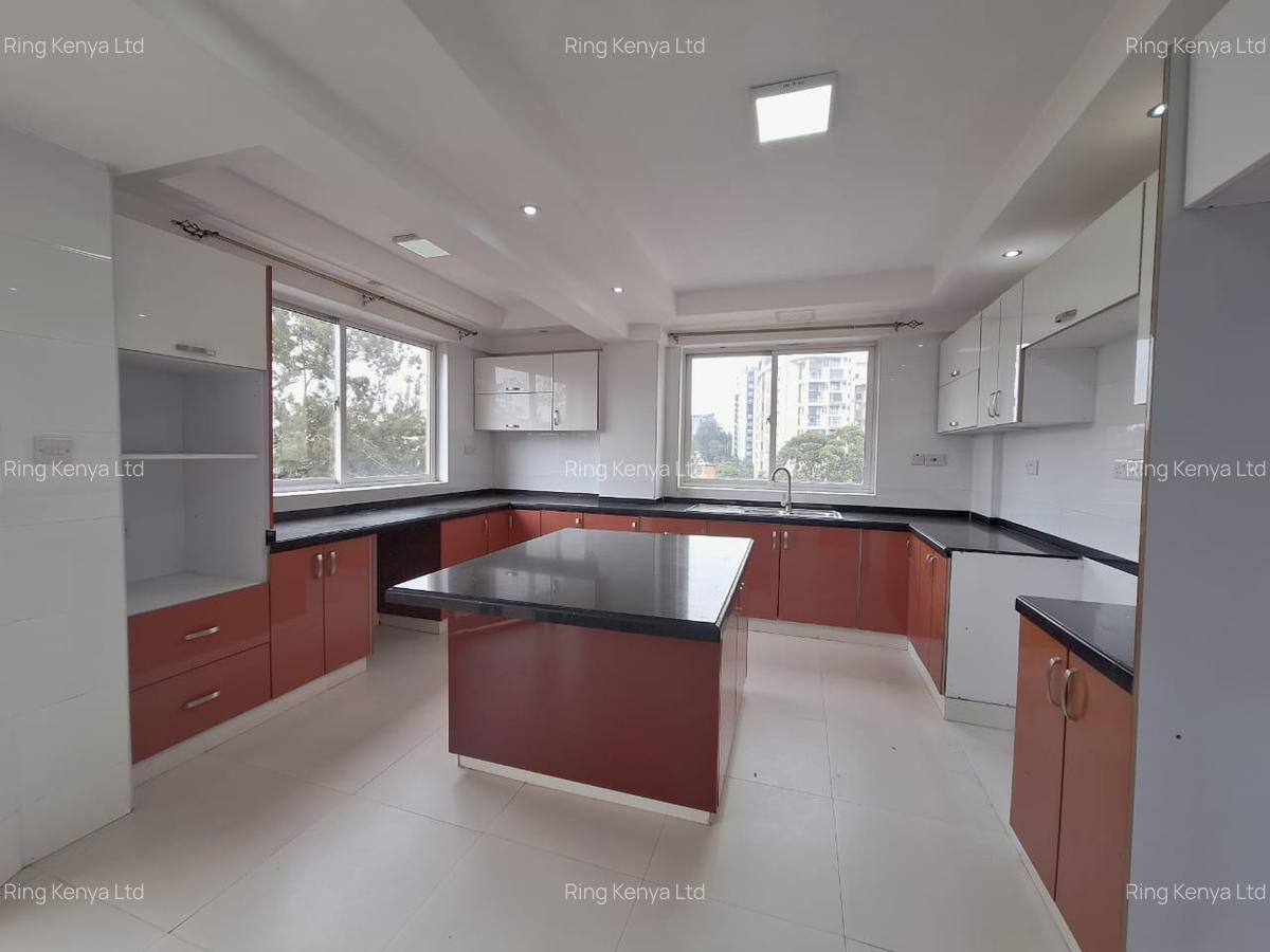 3 Bed Apartment with En Suite in Westlands Area - 1