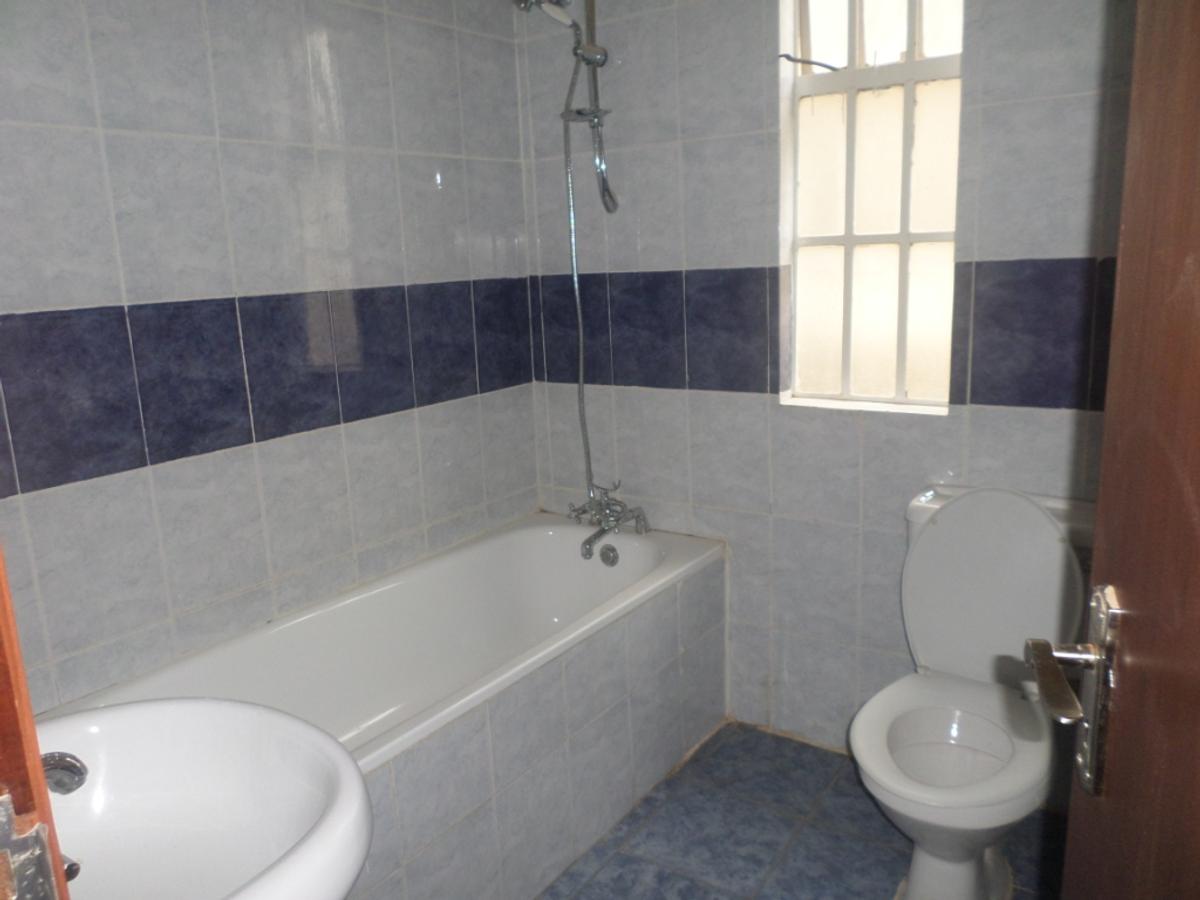 2 Bed Apartment with En Suite at Kilimani - 10