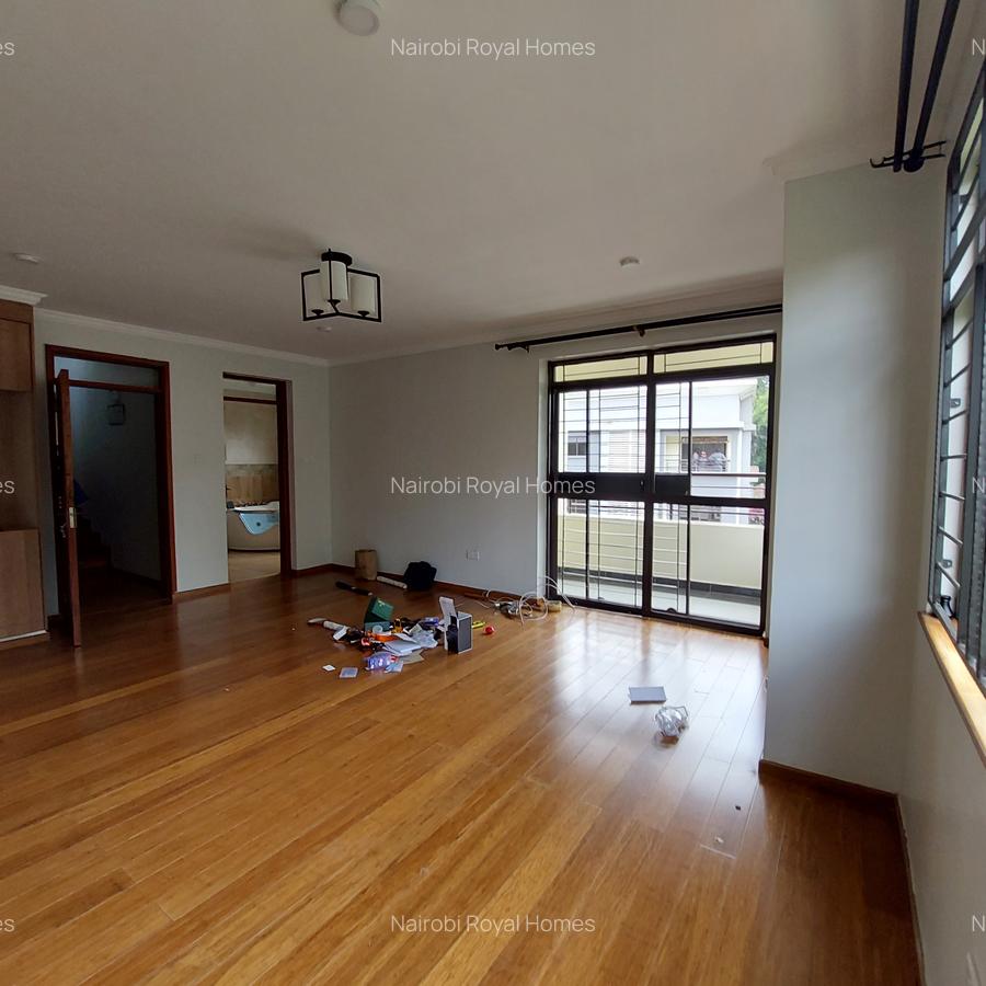 5 Bed Townhouse with En Suite at Lavington Convent Drive - 6