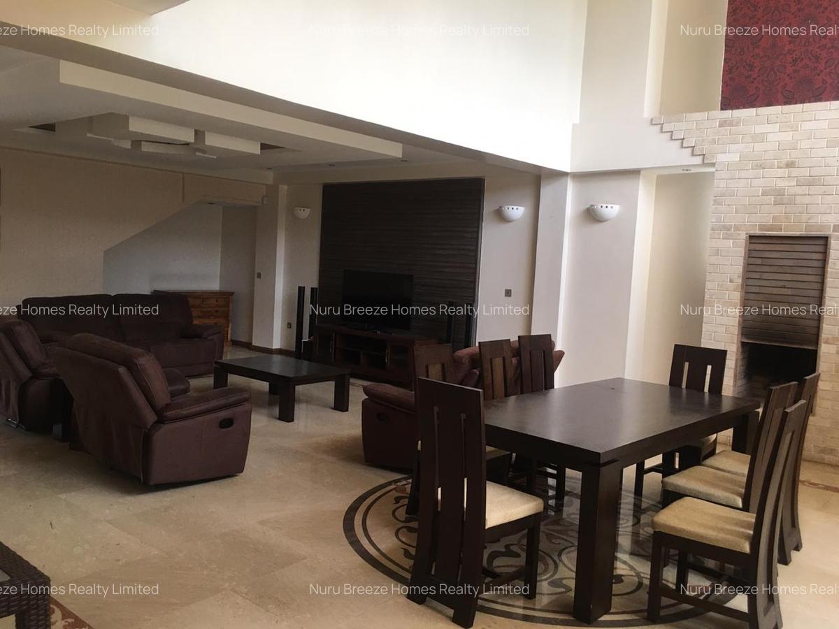 5 Bed Townhouse with En Suite in Lavington - 18