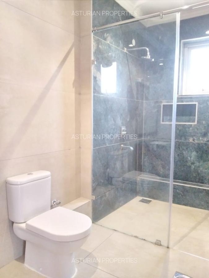 6 Bed Townhouse with En Suite in Lavington - 13