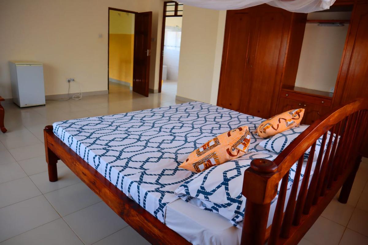 3 Bed Villa with En Suite in Watamu - 9