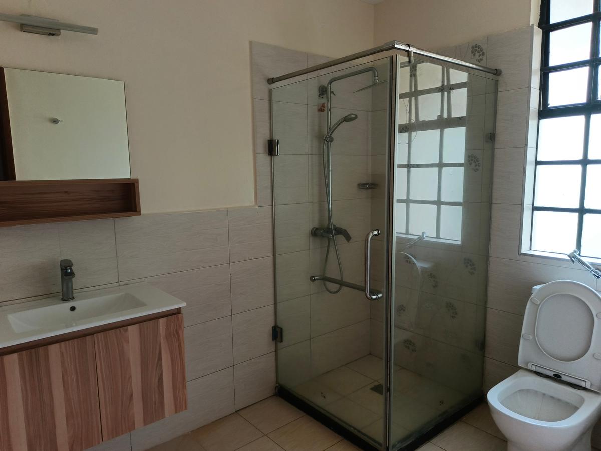 4 Bed Townhouse with En Suite in Kitisuru - 18