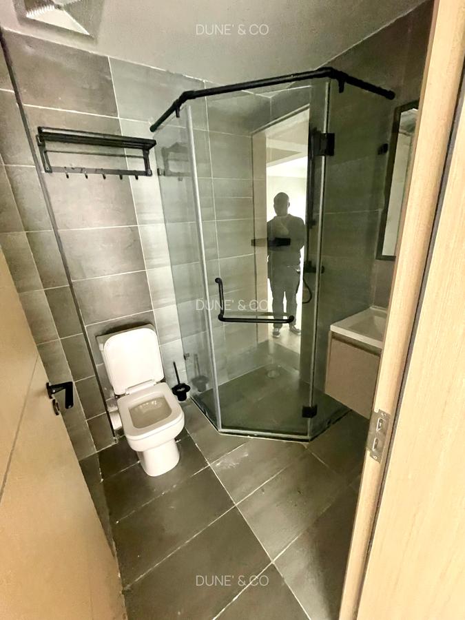 2 Bed Apartment with En Suite in Lavington - 14