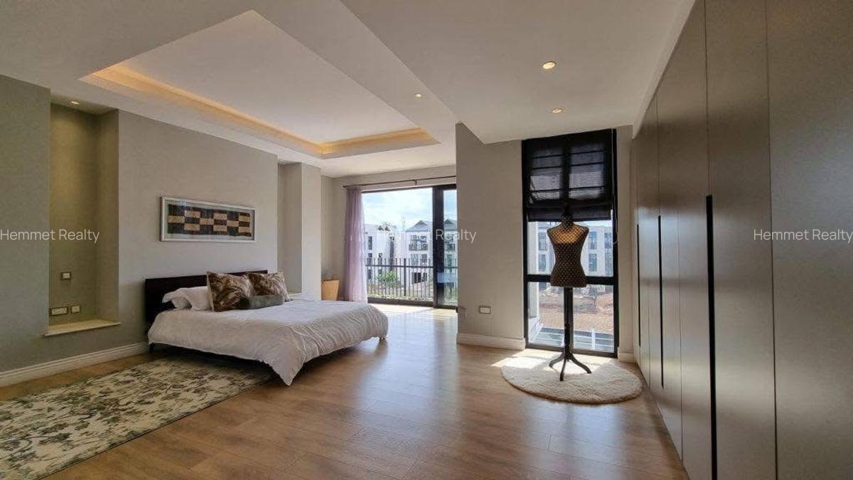 4 Bed Villa with En Suite in Runda - 11