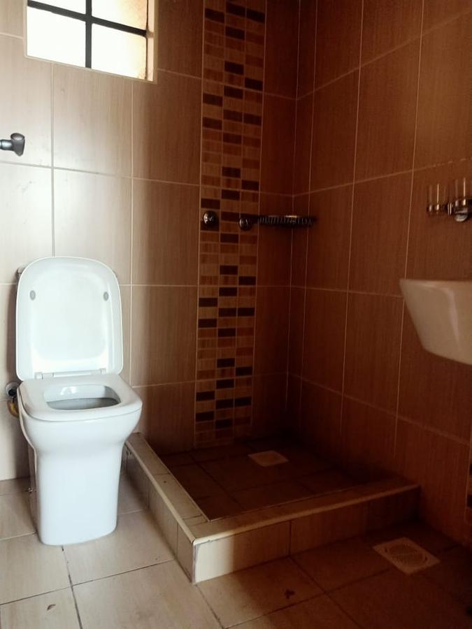 4 Bed Apartment with En Suite at Fourways Junction Estate - 11