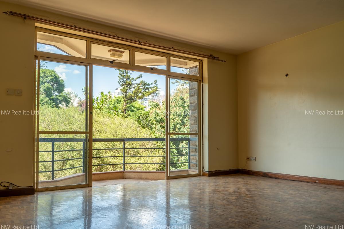 3 Bed House with En Suite in Westlands Area - 6