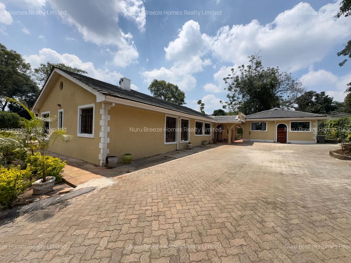5 Bed House with En Suite in Loresho - 4