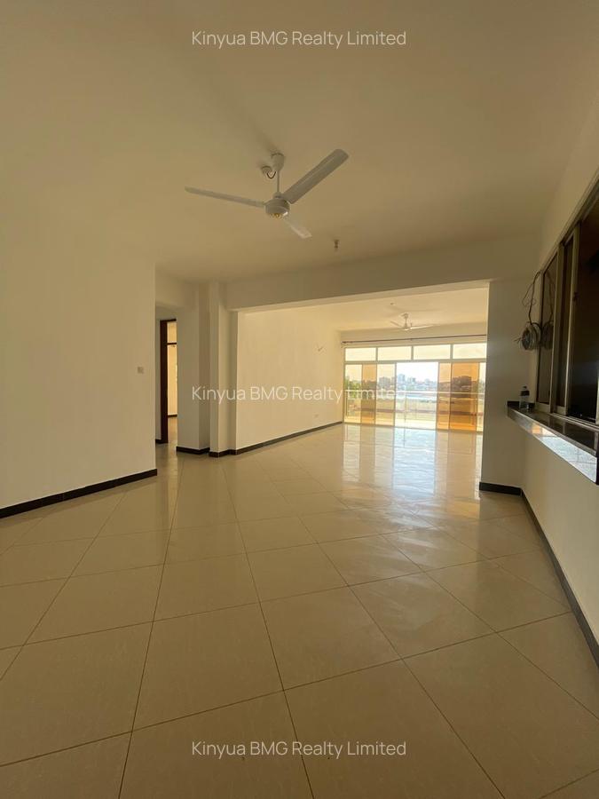 Serviced 4 Bed Apartment with En Suite in Nyali Area - 3