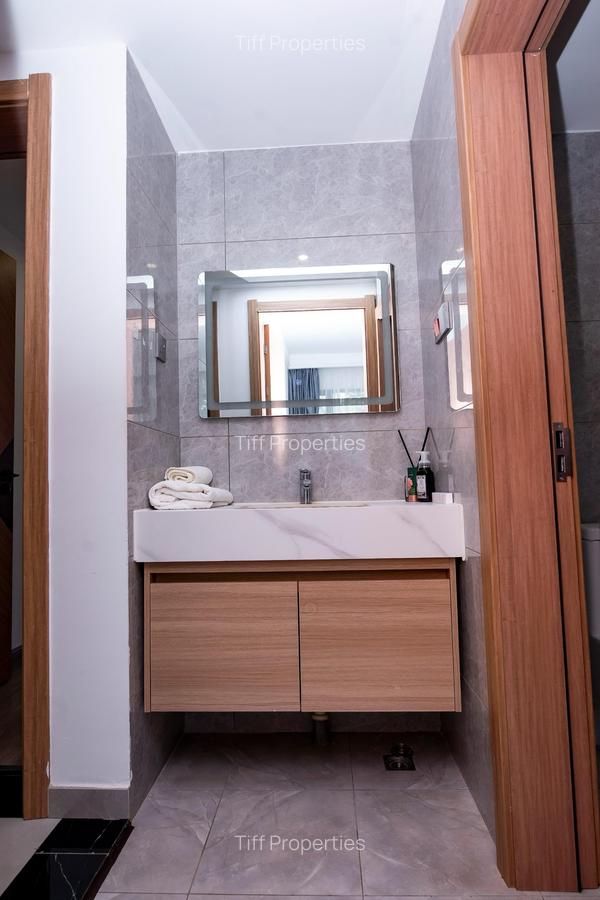 3 Bed Apartment in Riverside - 15