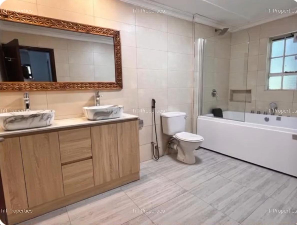 5 Bed Townhouse with En Suite in Rosslyn - 7