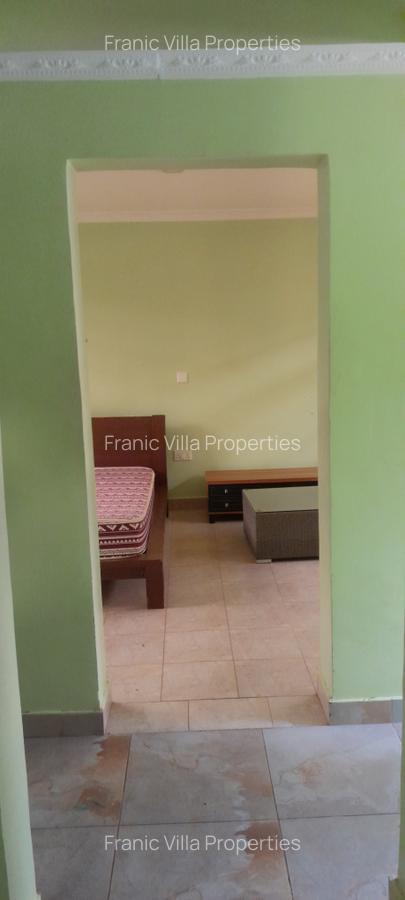 1 Bed House with En Suite at Ridgeways Springs - 1