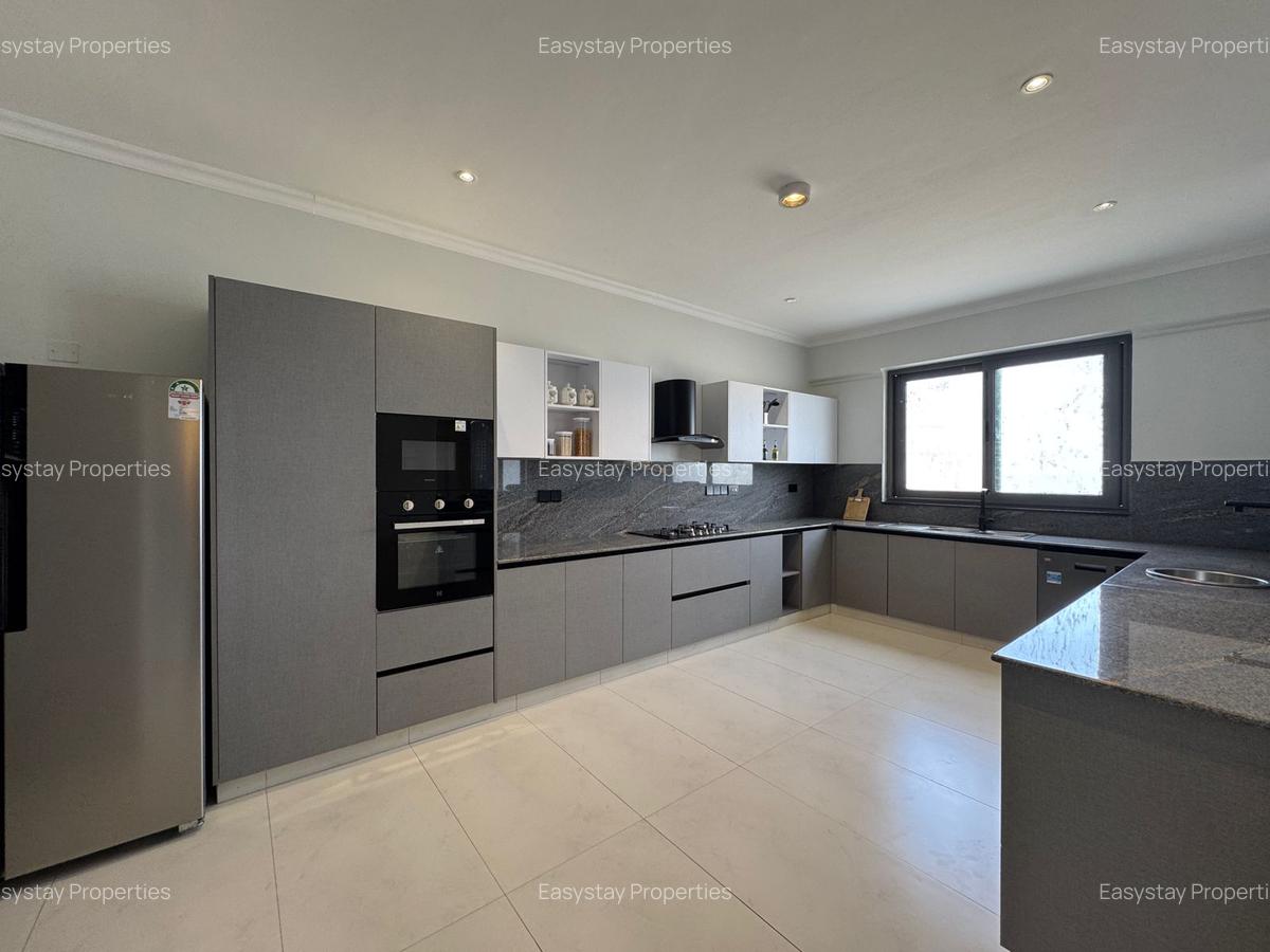 2 Bed Apartment with Swimming Pool in Nyali Area - 17