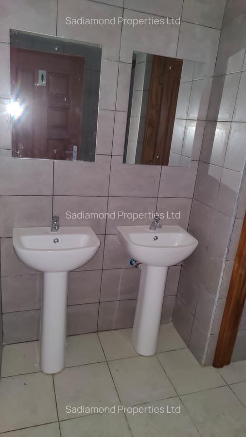 7,530 ft² Warehouse with Parking in Thika Road - 9