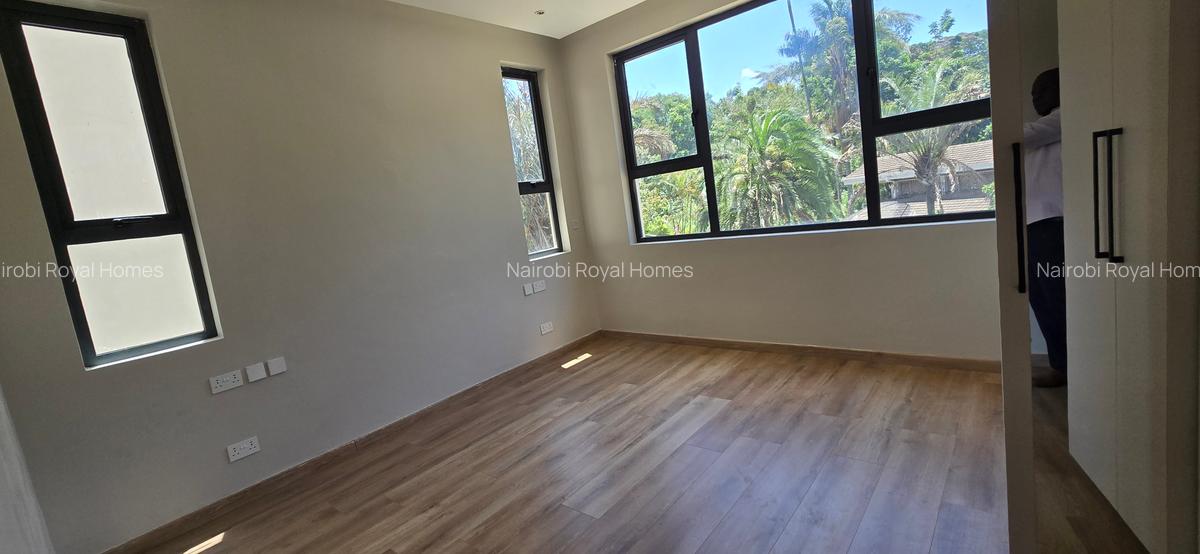 5 Bed Townhouse with En Suite at Lavington Off James Gichuru - 8