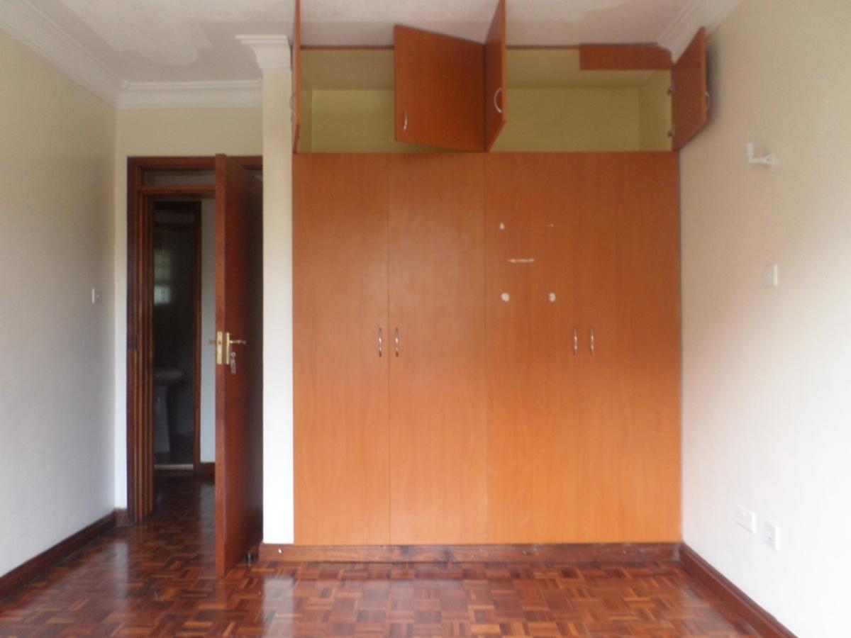 4 Bed Apartment with En Suite at Kilimani - 14